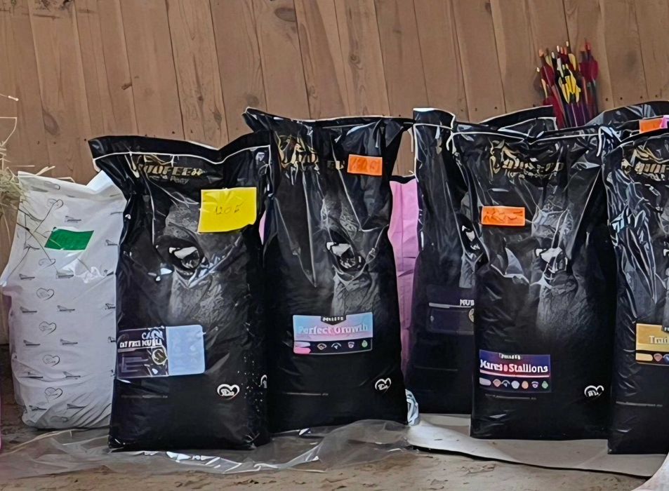 Pasza BioFeed dla koni (różne rodzaje) – Nowe worki, odbiór lub możliwy dowóz