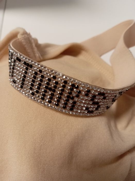 Biustonosz sportowy beżowy M nowy