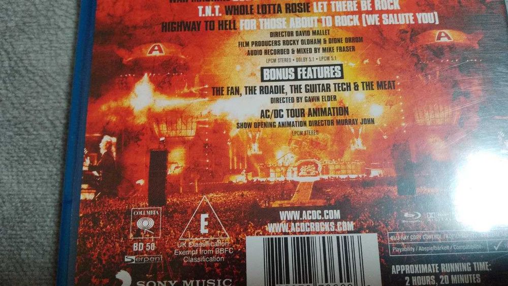 AC/DC - Live at the River Plate. новый европейский blu-ray