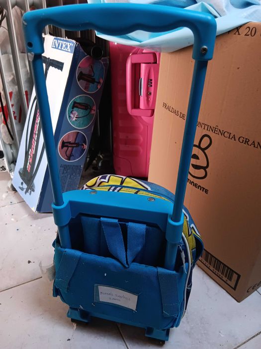 Mala de criança com troley