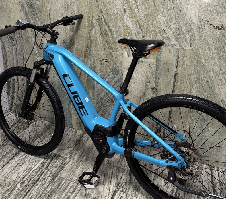 Cube Reaction Hybrid One 2023