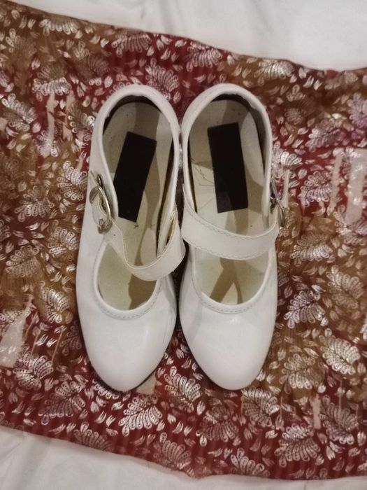 sapatos menina (sevilhanas / disfarce de enfermeira)