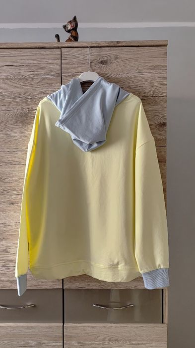 Bluza megi dresowa nowa ma kaptur