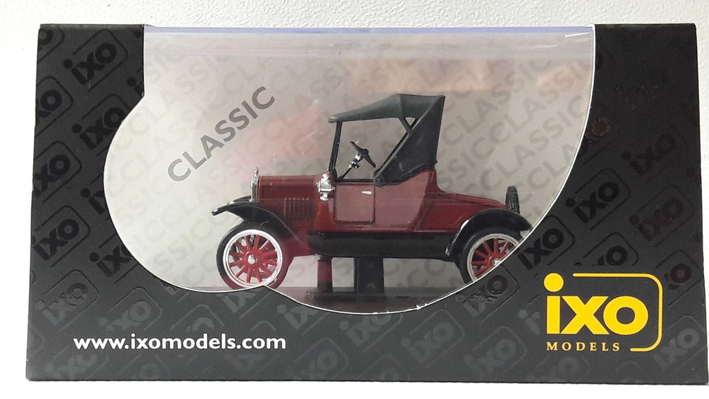 FORD T RUNABOUT 2 SEATERS 1925 Noir IXO CLC012 1:43 de reference CL