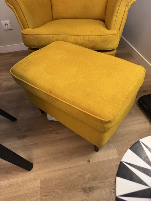 STRANDMON Poltrona + Banqueta