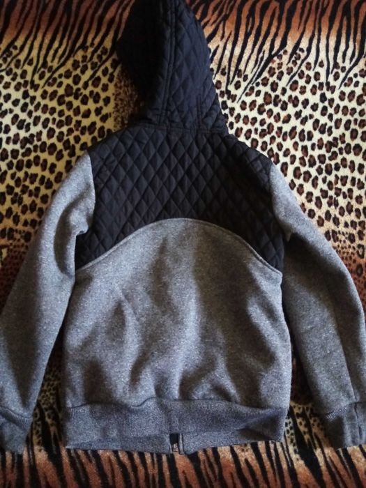 Продам ветровку для мальчика весна-осень