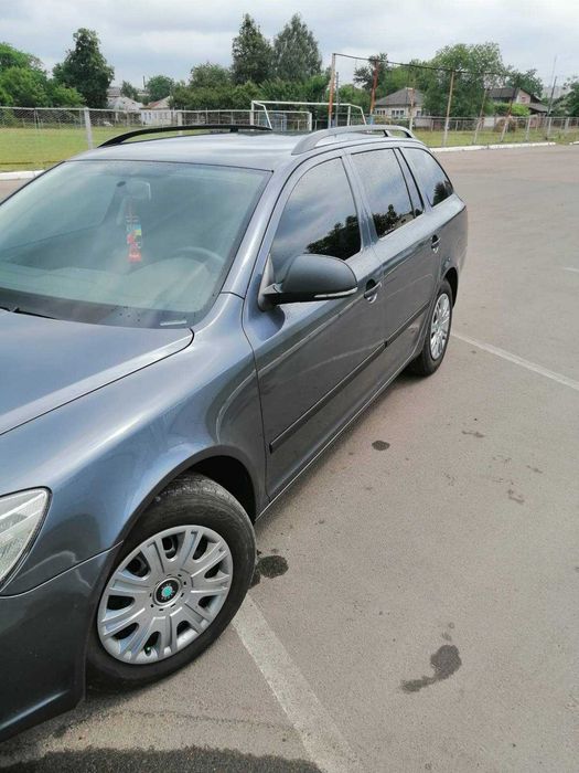 Skoda Octavia 2011 VIN TMBJM21Z1B2171199 фото оголошення 3 з 13