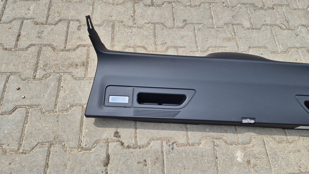 Bmw x5 e70 osłona klapy bagażnika