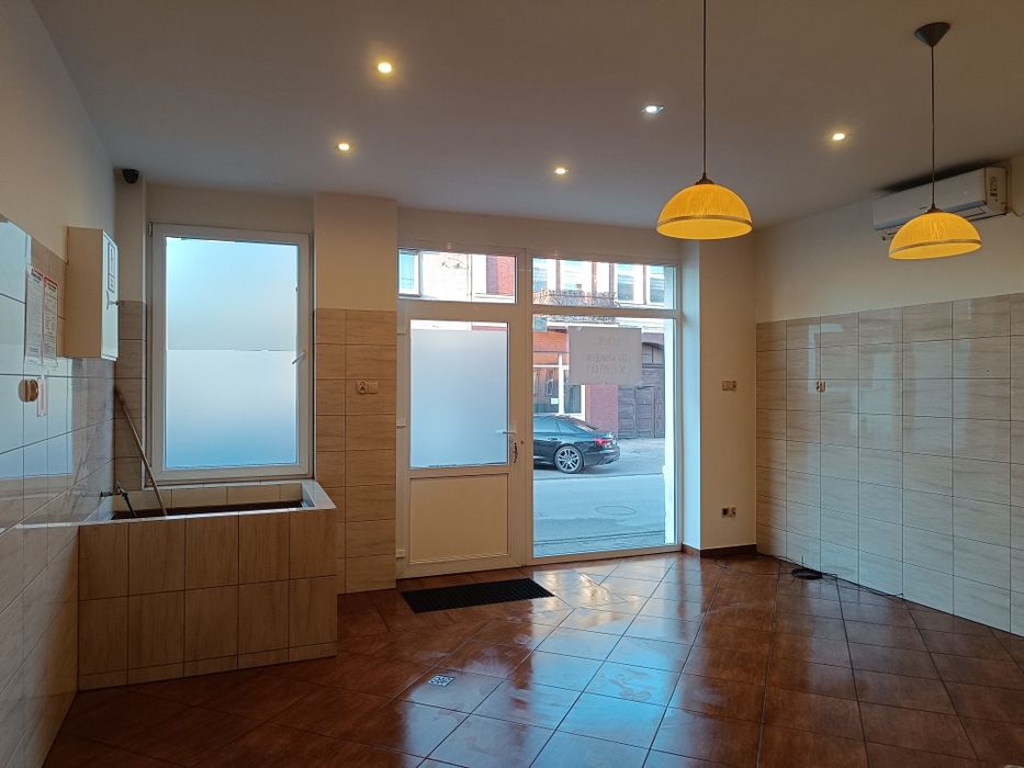 Wynajmę lokal 30 m2 Dworcowa 5, Janowiec Wielkopolski