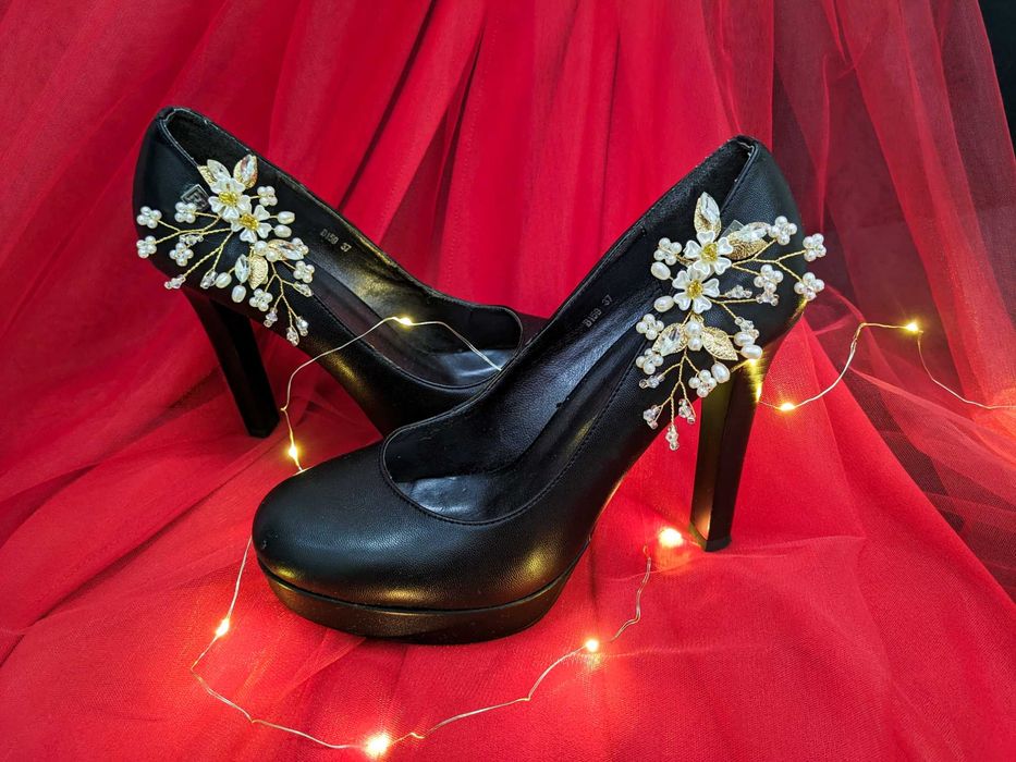 Прикраса-зажим для взуття