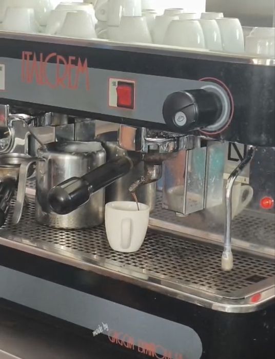 Máquina de Café Industrial Usada