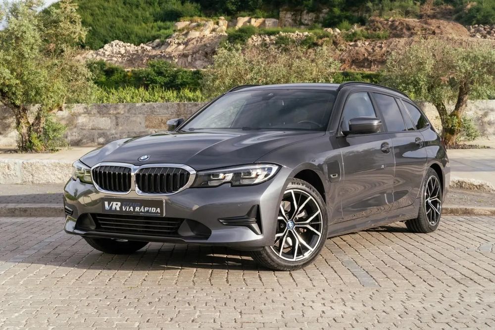 BMW 320