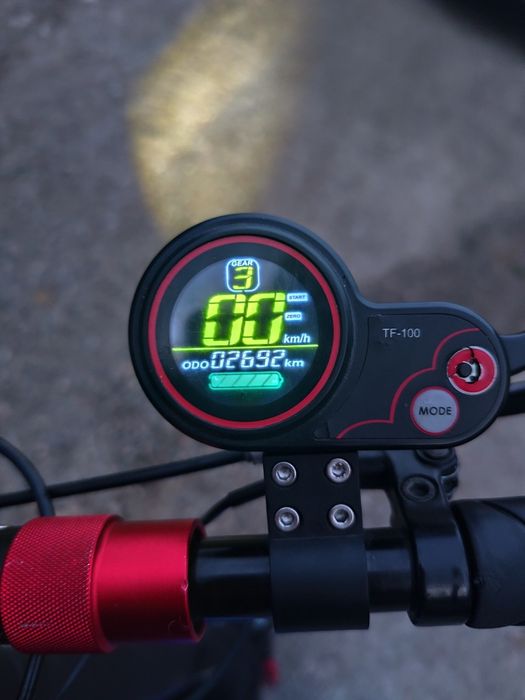 Kugoo Kirin M4 Pro 2025 года с сиденьем.