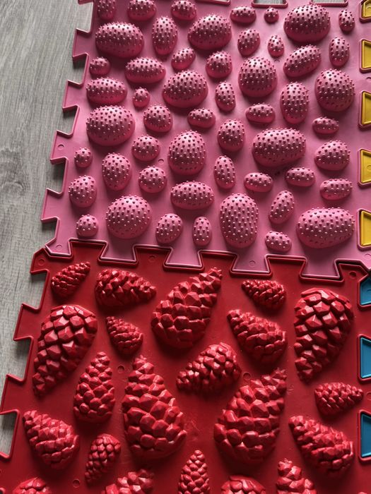 Ортопедичний масажний килимок