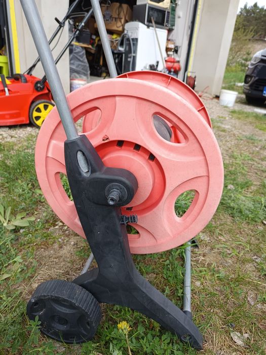 Wózek zwijak na wąż