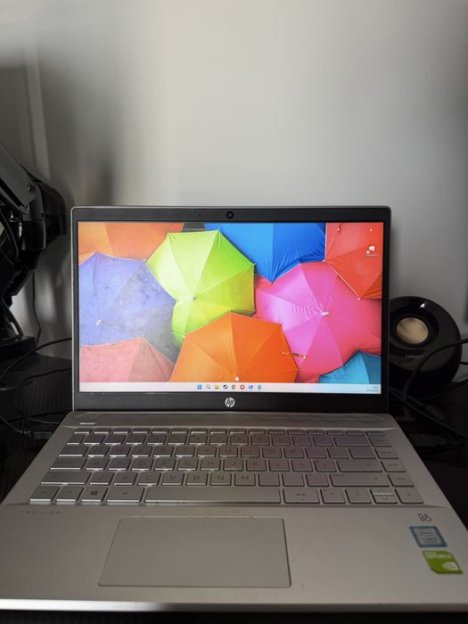 HP Pavilion I5-8250U 8GB