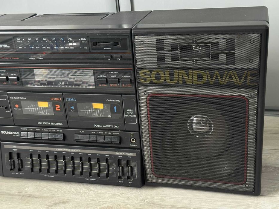 Mega Radiomagnetofon Ghettoblaster Soundwave DC 1901 Boombox Unikat