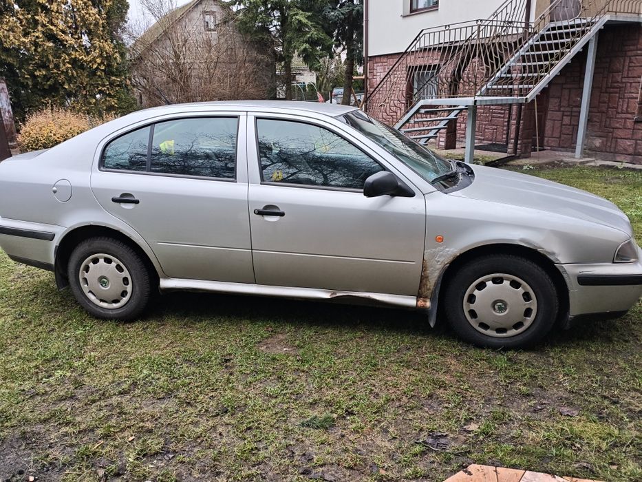 Skoda Octavia I 1.6 benzyna