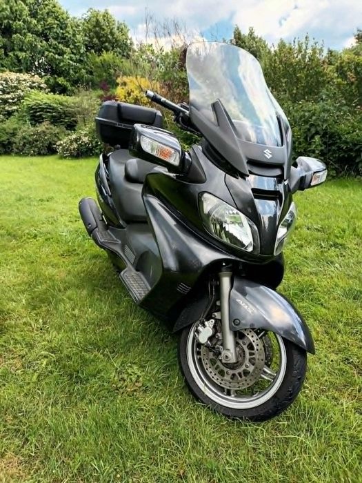 Suzuki Burgman Suzuki Burgman 650, nowy akumulator, nowa opona