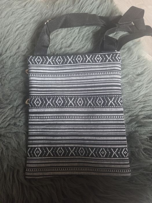 Torebka na ramię Boho 24 na 20 cm