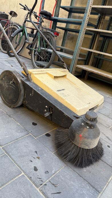 Zamiatarka karcher !!!