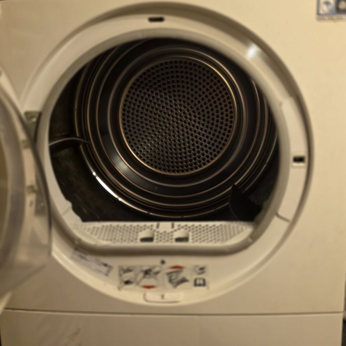Suszarka ELECTROLUX  EDH3887GDE   8kg