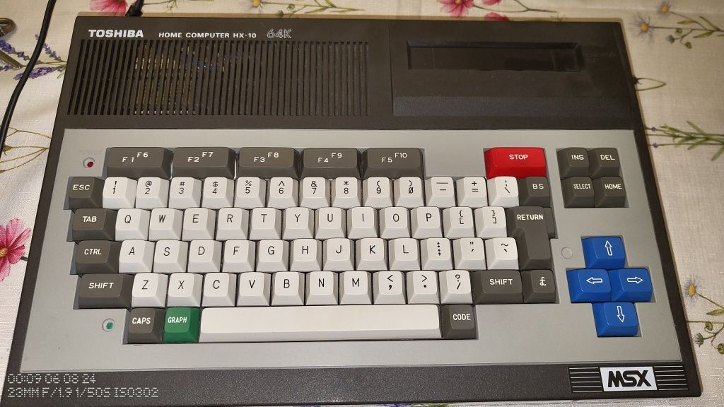 Stary komputer MSX Toshiba HX-10 nie zx spectrum z80 Stary komputer MSX Toshiba HX-10 nie zx spectrum z80