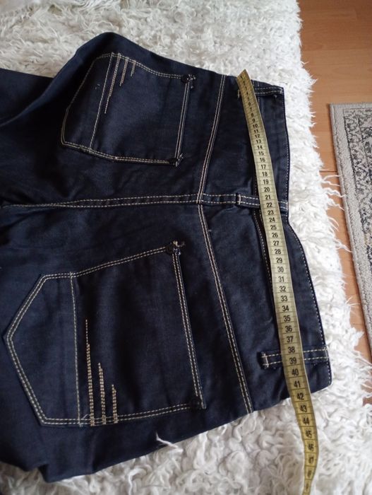 Jeansy długość 108 szerokość 42