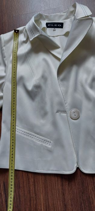 Żakiet damski elegancki