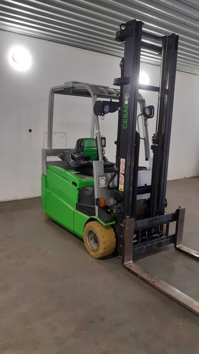 CESAB B320 Paleciak wózek elektryczny Toyota