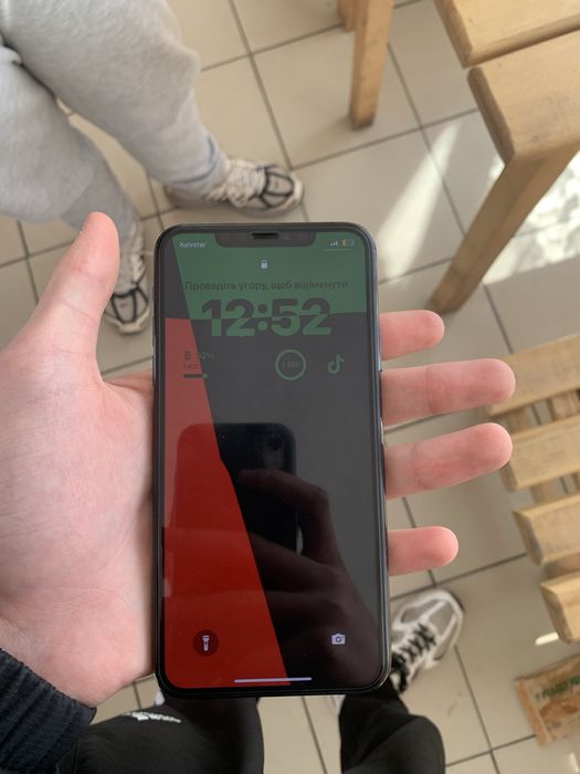 Продамй iphone 11 pro max 256