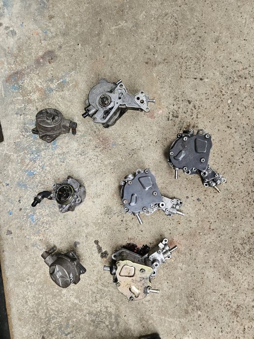 Вакумный насос Тандемний Вольсваген Пассат Б5 Ауді А4 Б5 А6 Ц5 VAG