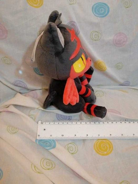 Pokemon peluche litten