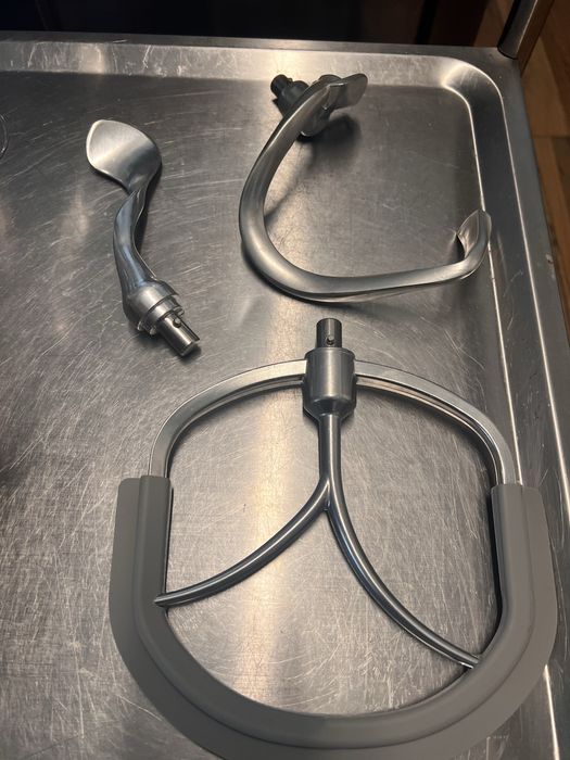 Batedeira ProfiCook KM1096 – 10L – Usada uma unica vez!