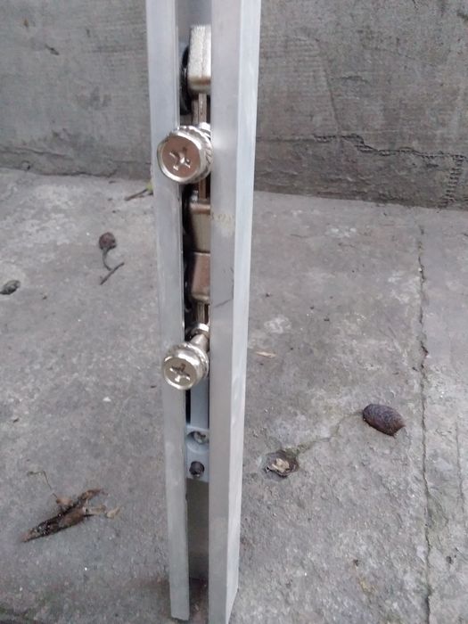 Направляющая для раздвижных межкомнатных дверей до 60 кг