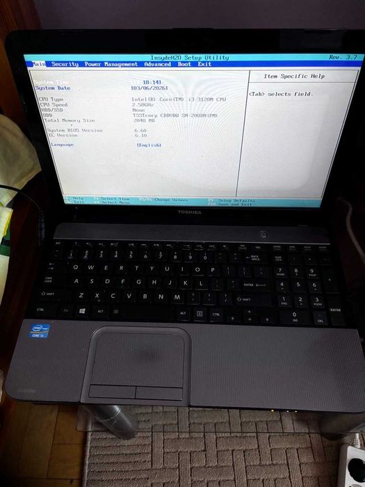 Laptop Toshiba L855-S5405 na części