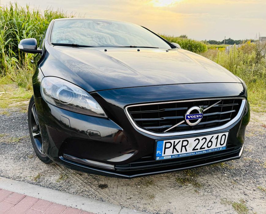 Volvo V40