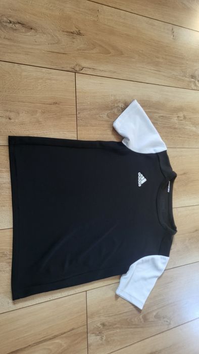 Koszulka sportowa chlopieca adidas