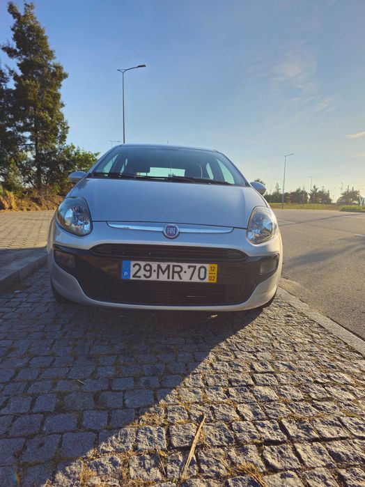 Fiat Grande Punto 1.4 Gasolina + GPL de Origem | 2012 | 5 Portas — photo 2