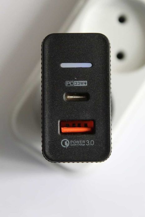 Зарядний пристрій блок живленя 20V 65W швидка зарядка смартфон ноутбук