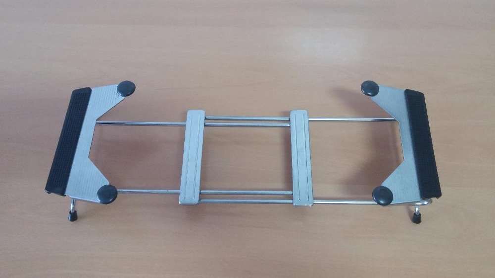 Base para travessas extensível