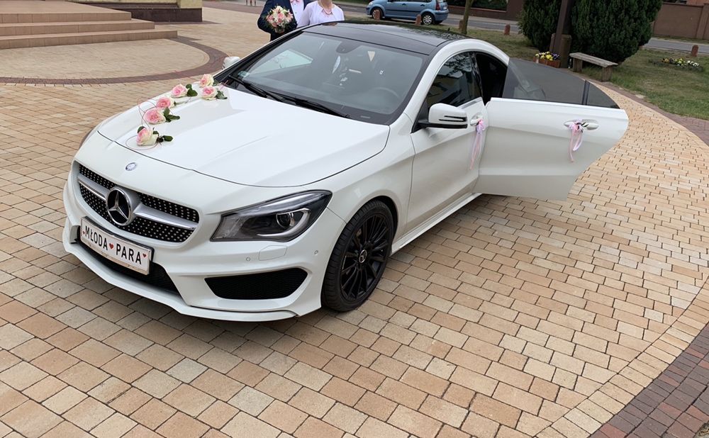 Mercedes do ślubu Auto do ślubu mercedes AMG CLA + Dekoracje weselne