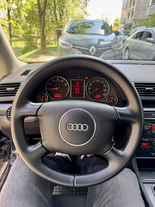 Audi a4 1,6 mpi гарний стан