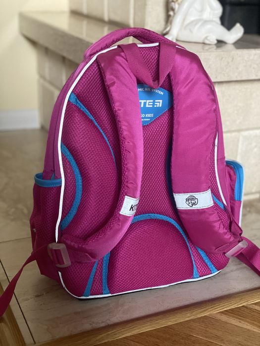 Продам рюкзачок для дівчинки