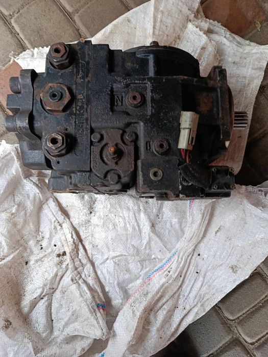 Гидравлика гидромотор гидронасос ремонт John Deere Class Case Krone