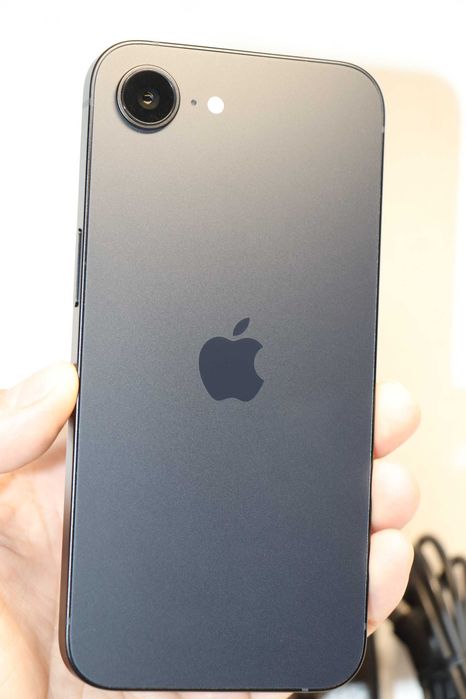 Apple iPhone 16e 128GB Black, NEW! Є  7ШТ!   Під MDM