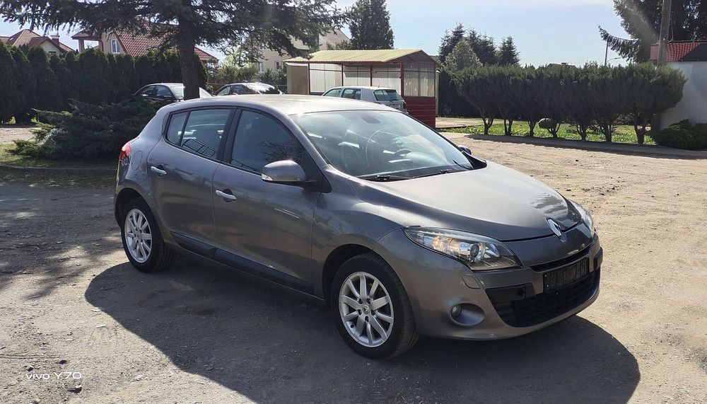 Renault Megane 1.6 16V/xenon/navi/6bieg