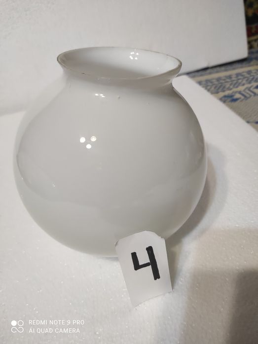 Плафони у кімнати