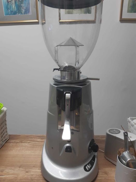 młynek do kawy FIORENZATO F5 mało używany stan bdb