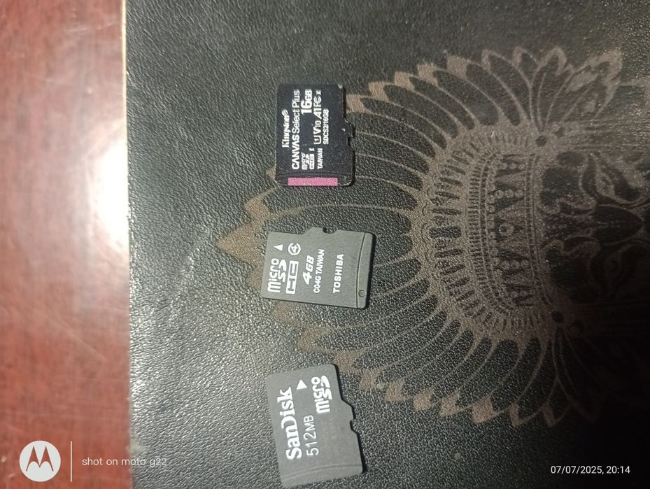 Памяти карта на 16Г телефон